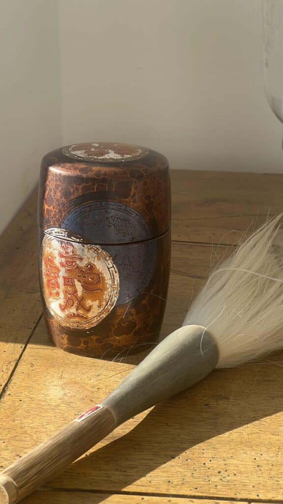 Natsume japonais ancien en bois laqué