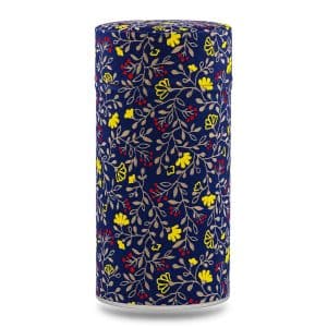 boîte à thé traditionnelle Imabari 150 g washi bleu nuit motif fleurs jaunes et baies rouges, couvercle décoré